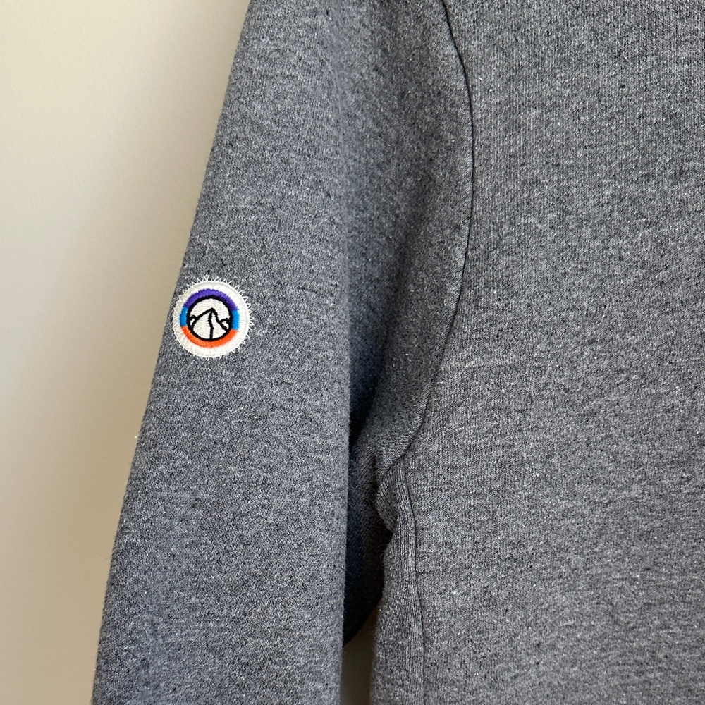 Patagonia Men's or Women’s (Unisex) Charcoal Gray Crewneck Sweater/Sweatshirt - Picture 7 of 9